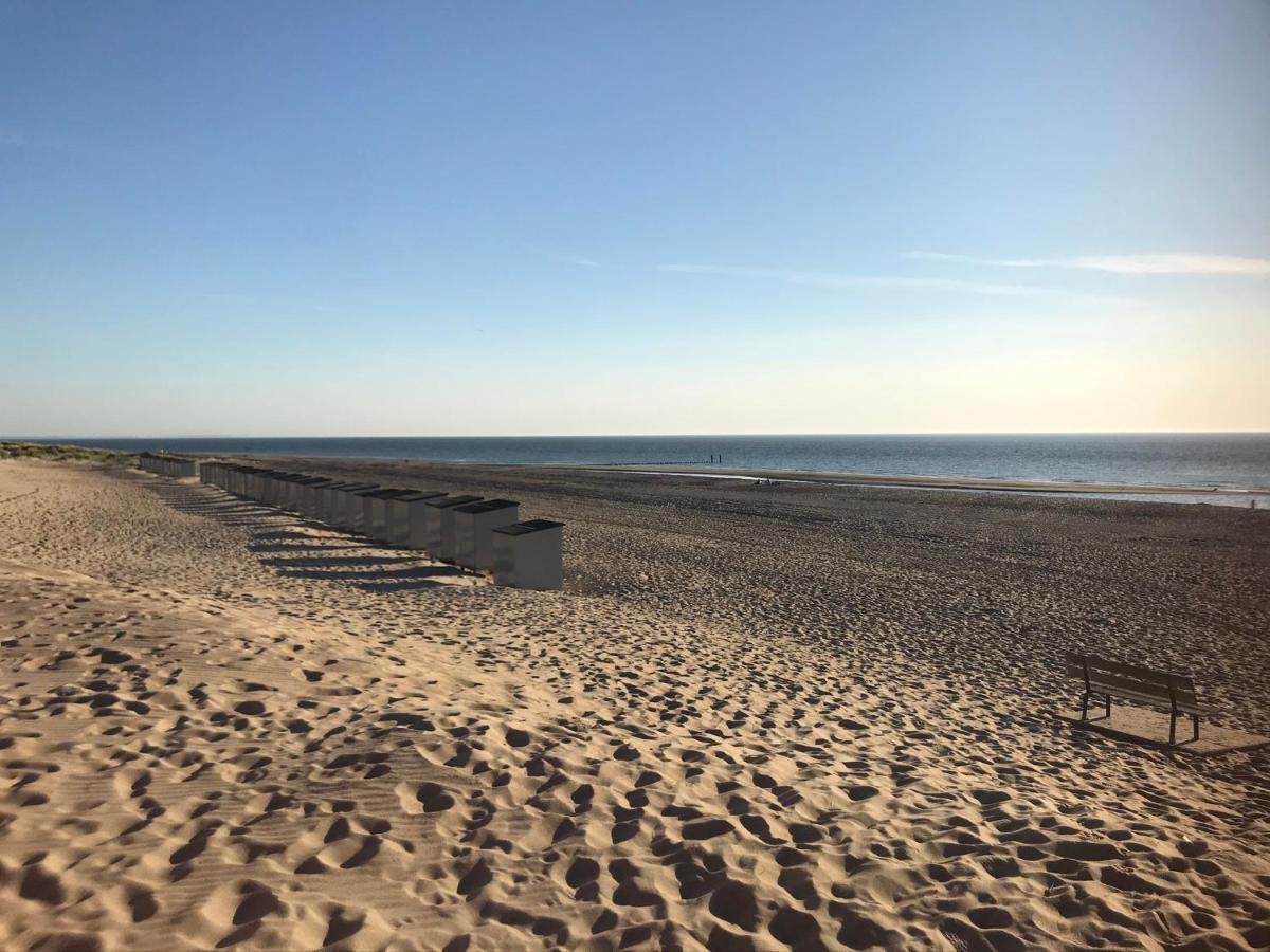T Huuske Tuinappartement Met Fantastisch Uitzicht, Nabij Zee Zonnemaire Bagian luar foto